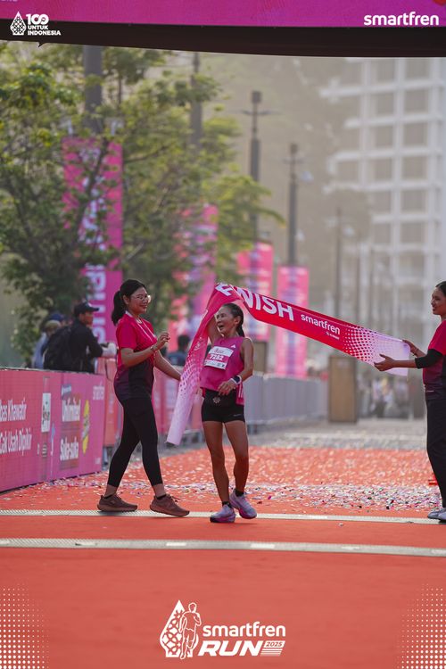Race photo from Smartfren Run 2025 