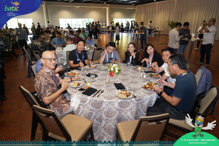 Race photo from Telin Batic 2024 Photo Search