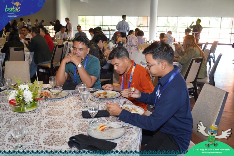 Race photo from Telin Batic 2024 Photo Search