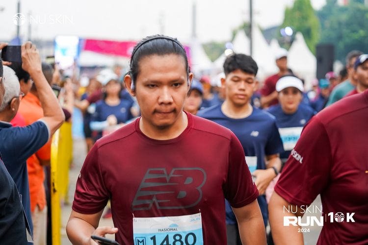 Race photo from Nu Skin Run 10K