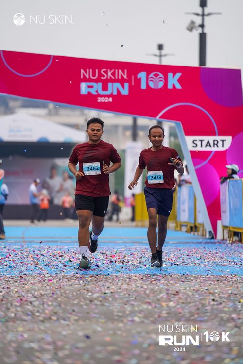Race photo from Nu Skin Run 10K