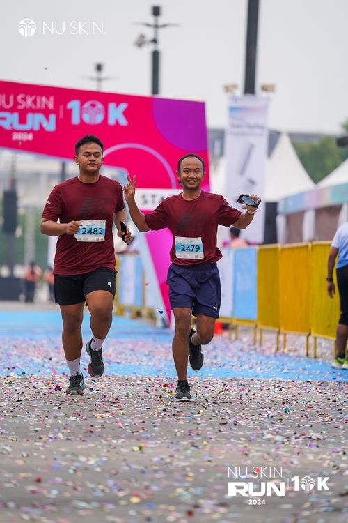 Race photo from Nu Skin Run 10K