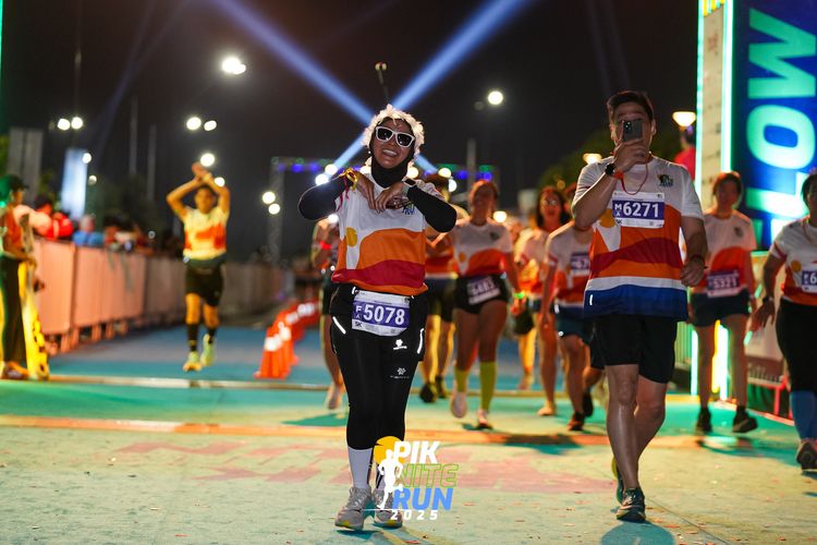 Race photo from PIK NITE RUN 2025