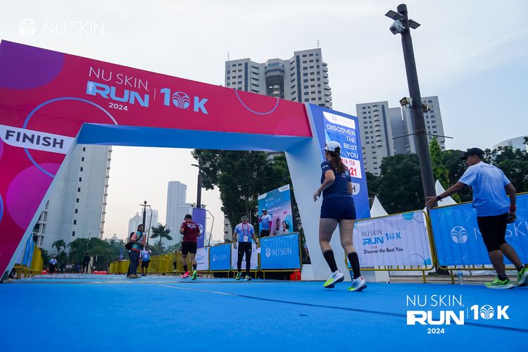 Race photo from Nu Skin Run 10K