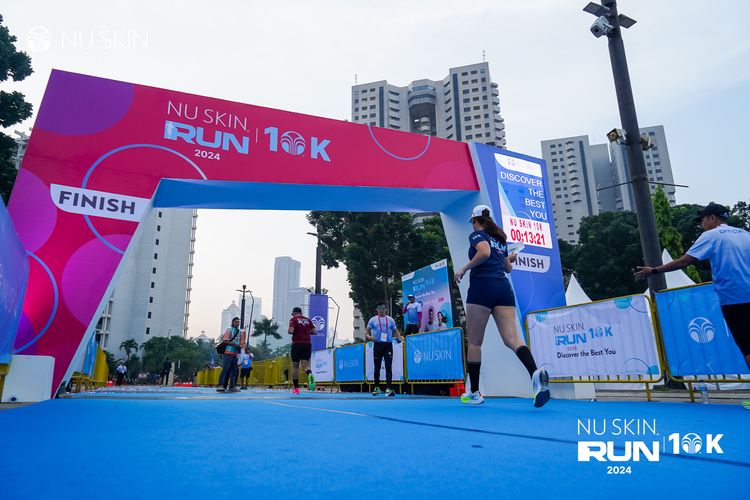 Race photo from Nu Skin Run 10K