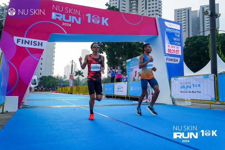 Race photo from Nu Skin Run 10K