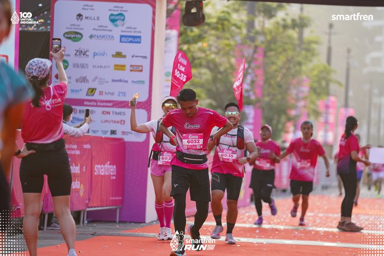 Race photo from Smartfren Run 2025 