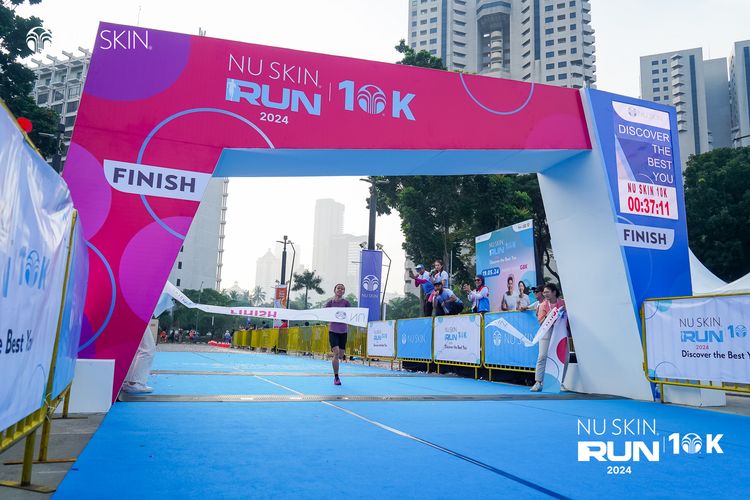 Race photo from Nu Skin Run 10K