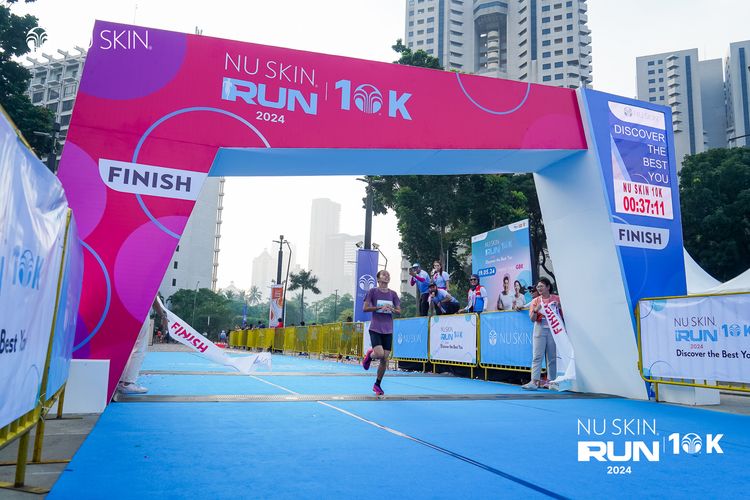 Race photo from Nu Skin Run 10K