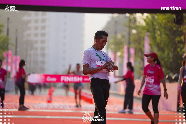 Race photo from Smartfren Run 2025 