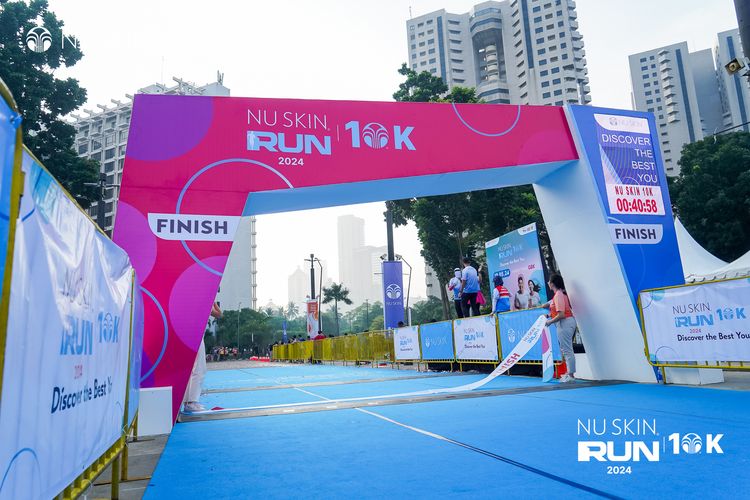 Race photo from Nu Skin Run 10K
