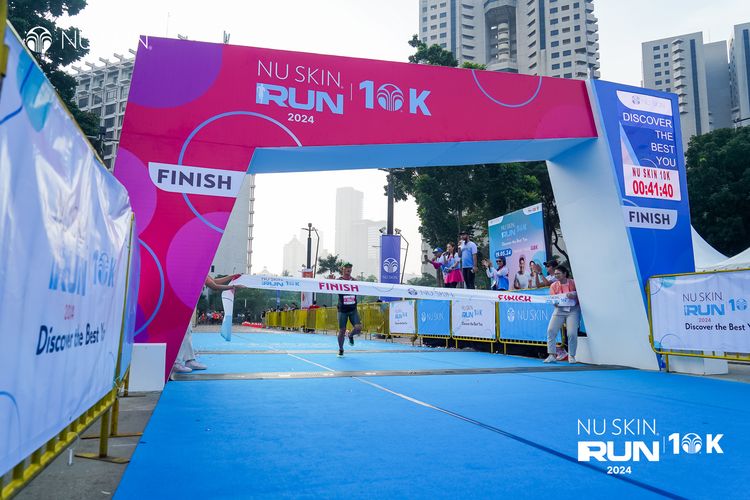 Race photo from Nu Skin Run 10K