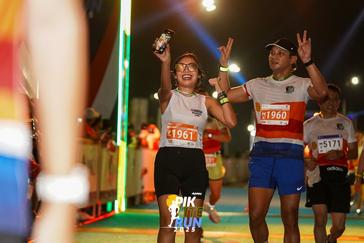 Race photo from PIK NITE RUN 2025