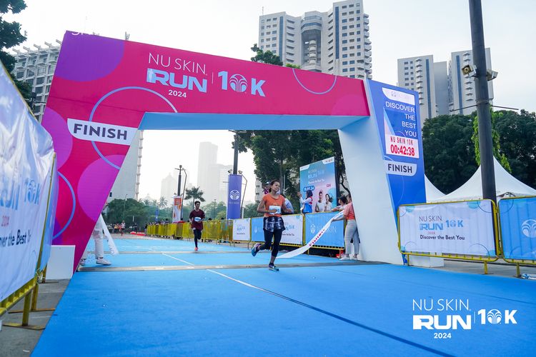 Race photo from Nu Skin Run 10K