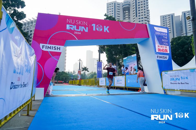 Race photo from Nu Skin Run 10K