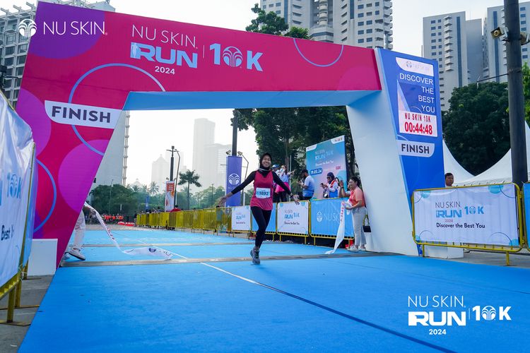Race photo from Nu Skin Run 10K
