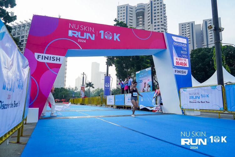 Race photo from Nu Skin Run 10K