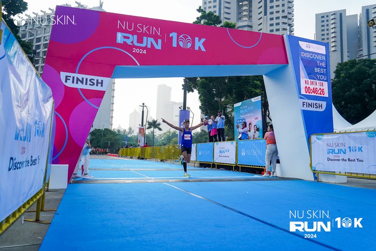 Race photo from Nu Skin Run 10K