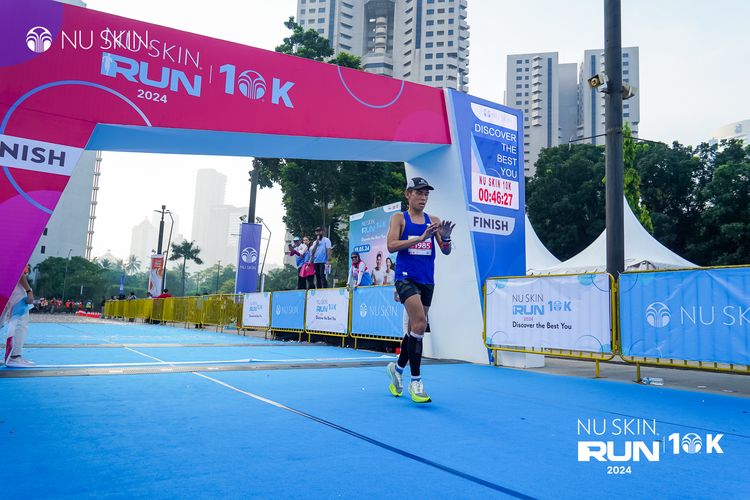 Race photo from Nu Skin Run 10K
