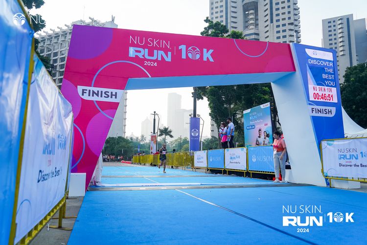 Race photo from Nu Skin Run 10K