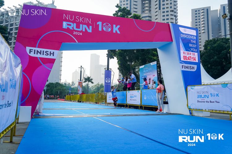 Race photo from Nu Skin Run 10K