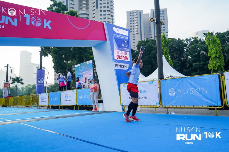 Race photo from Nu Skin Run 10K