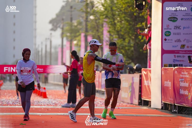 Race photo from Smartfren Run 2025 