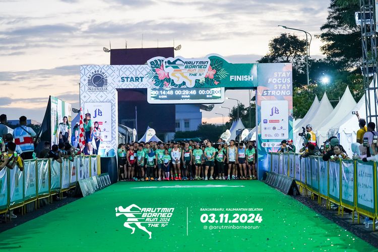 Race photo from Arutmin Borneo Run 2024