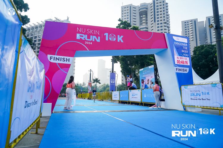 Race photo from Nu Skin Run 10K