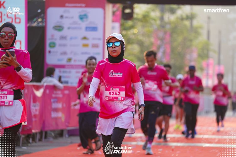 Race photo from Smartfren Run 2025 