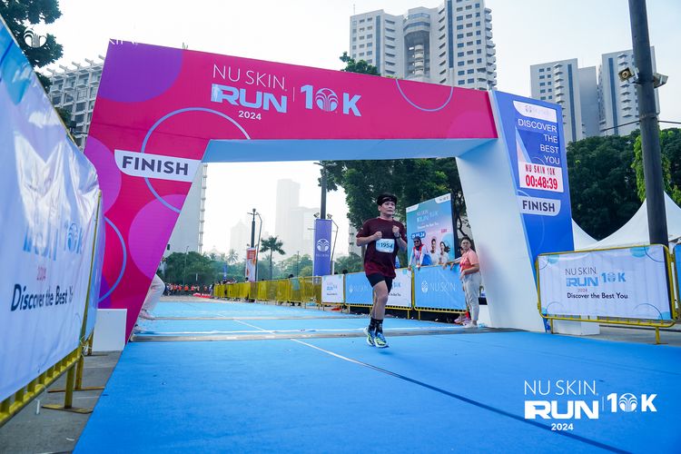 Race photo from Nu Skin Run 10K
