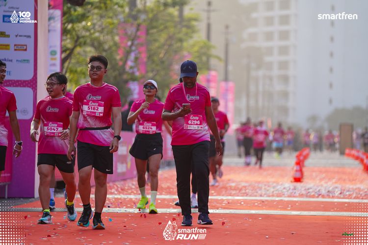 Race photo from Smartfren Run 2025 