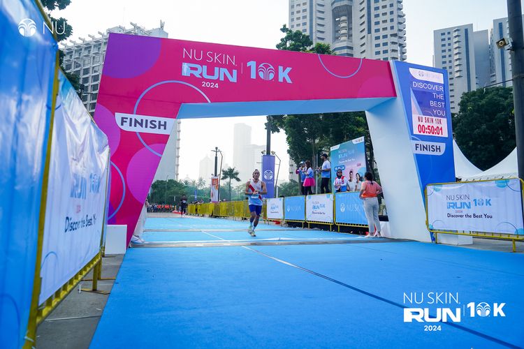 Race photo from Nu Skin Run 10K