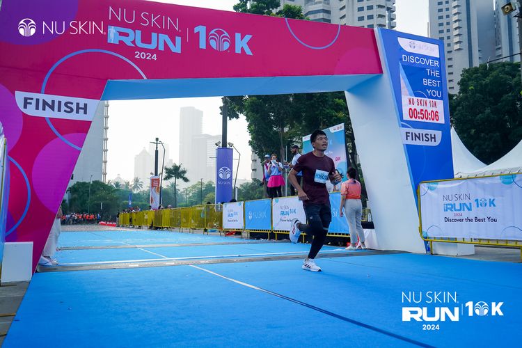 Race photo from Nu Skin Run 10K