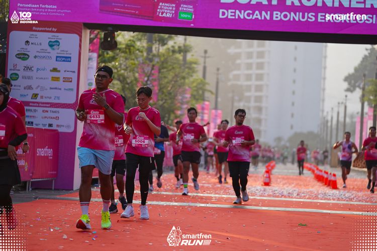 Race photo from Smartfren Run 2025 