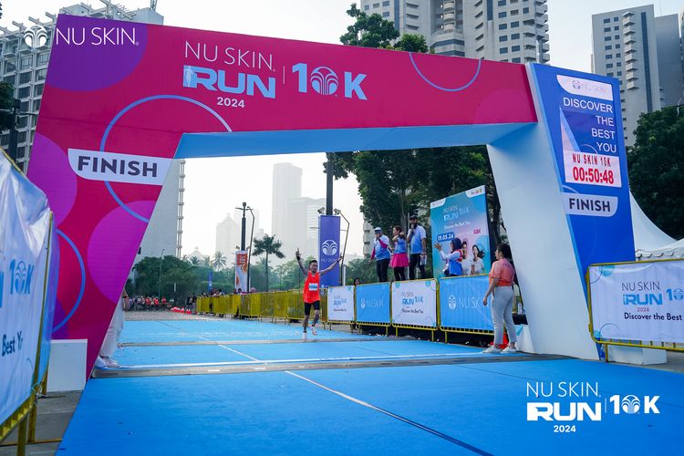 Race photo from Nu Skin Run 10K