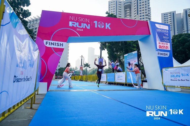 Race photo from Nu Skin Run 10K