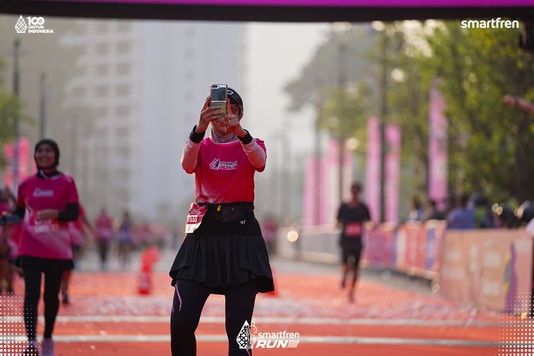 Race photo from Smartfren Run 2025 