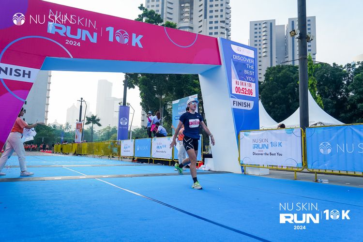 Race photo from Nu Skin Run 10K