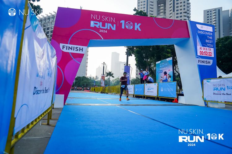 Race photo from Nu Skin Run 10K
