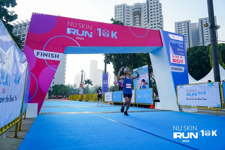 Race photo from Nu Skin Run 10K
