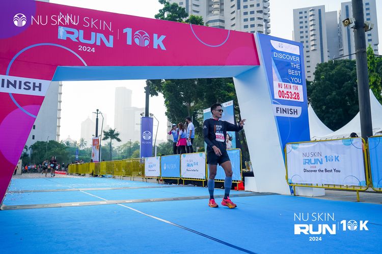 Race photo from Nu Skin Run 10K