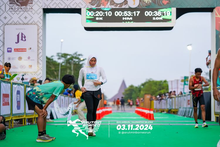 Race photo from Arutmin Borneo Run 2024