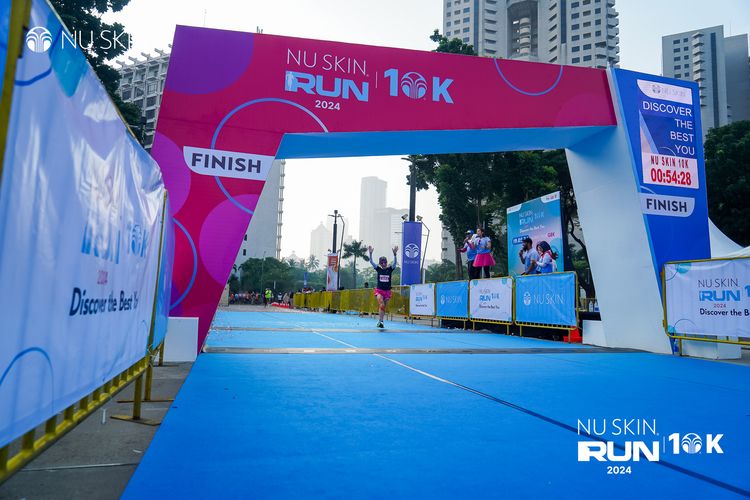 Race photo from Nu Skin Run 10K