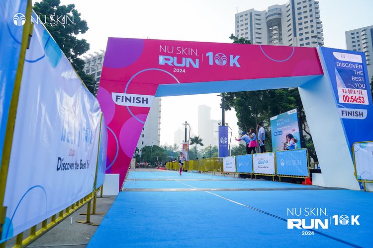 Race photo from Nu Skin Run 10K
