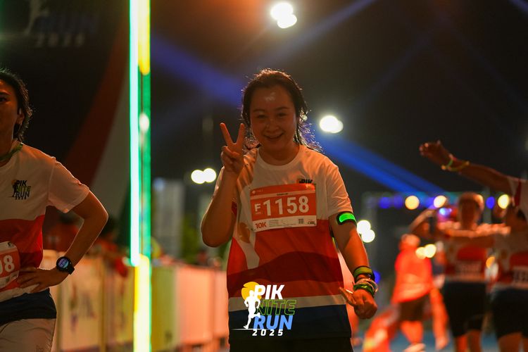 Race photo from PIK NITE RUN 2025