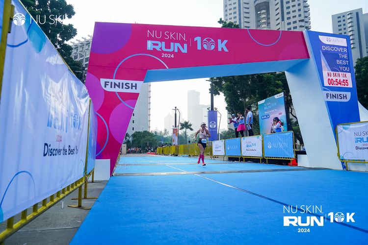 Race photo from Nu Skin Run 10K
