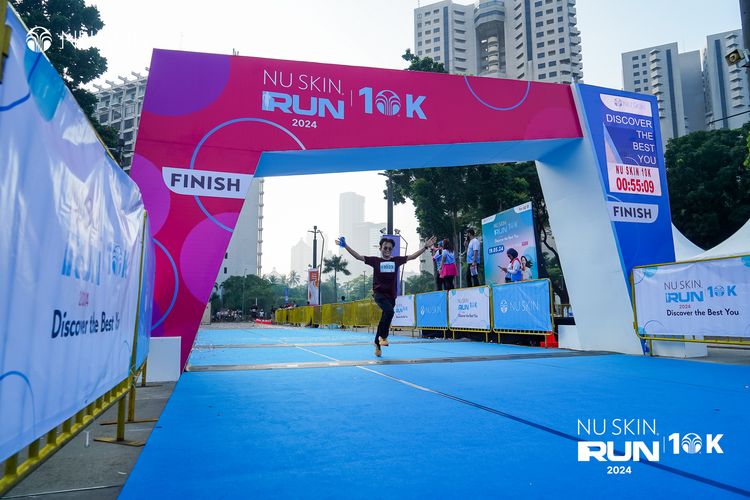 Race photo from Nu Skin Run 10K