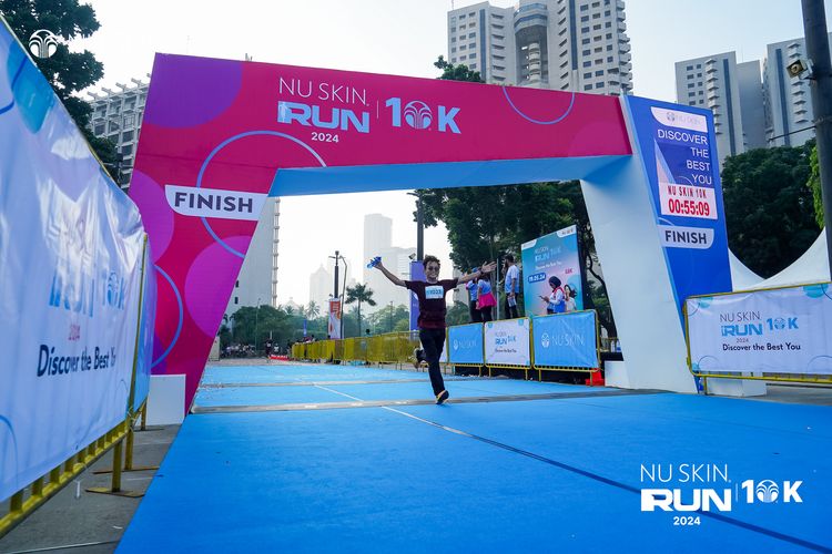 Race photo from Nu Skin Run 10K