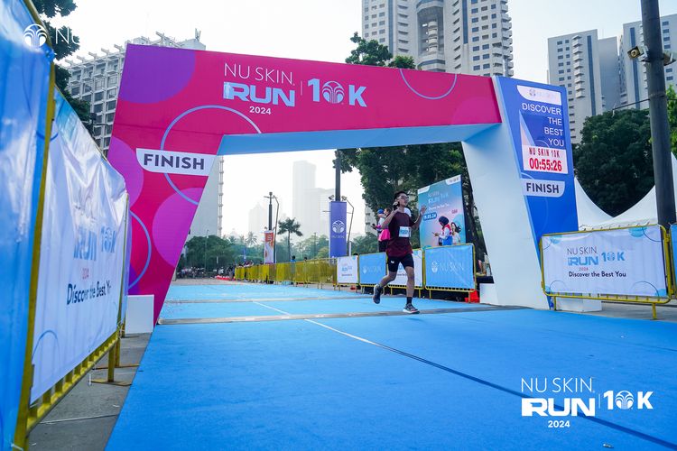 Race photo from Nu Skin Run 10K